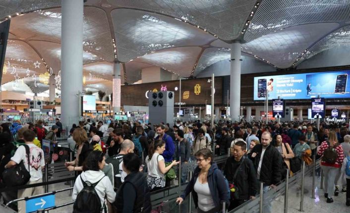 İstanbul Havalimanı’nda bayram yoğunluğu