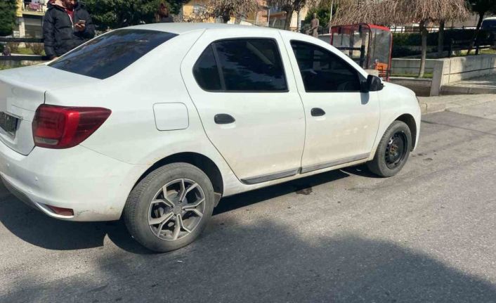 İzmir’de korsan taksi çağırıp gasbeden 3 şüpheli yakalandı