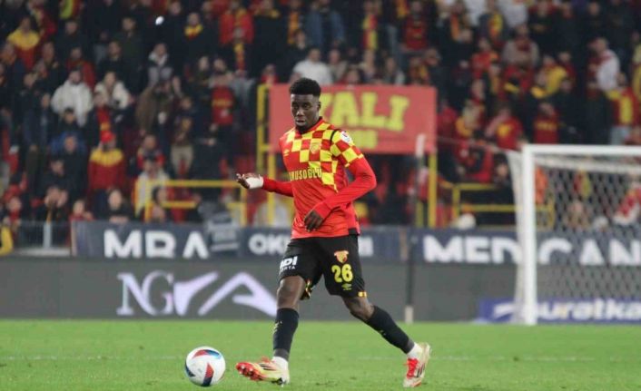 Malcom Bokele: "Tereddüt etmeden Göztepe’ye imza attım"