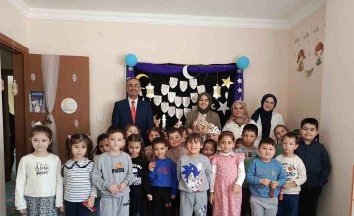 Minik öğrencilerden ‘Hoş Geldin Ramazan’ programı