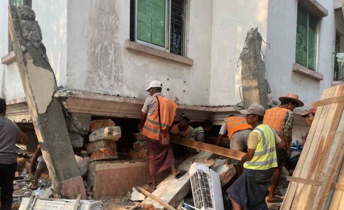 Myanmar’daki depremde can kaybı 30’a yükseldi