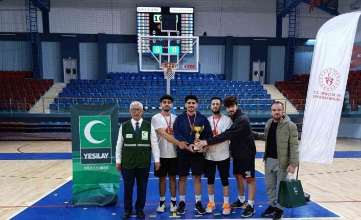 Yeşilay 3x3 basketbol turnuvası yapıldı