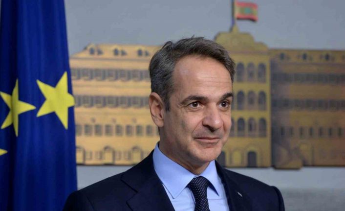 Yunanistan’da Miçotakis hükümetine karşı gensoru önergesi verildi