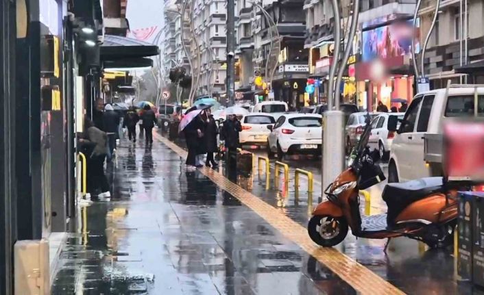 4,6 büyüklüğündeki deprem Samsun’da da panik oluşturdu