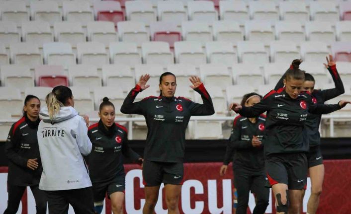 A Milli Kadın Futbol Takımı, Slovenya maçına hazır