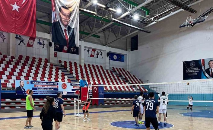 Ağrı’nın en büyük voleybol turnuvası başladı