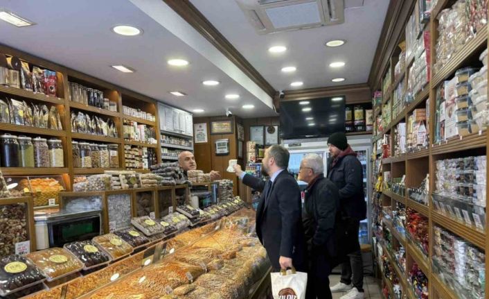 AK Parti Genel Başkan Yardımcısı Acar’dan esnafa destek ziyareti