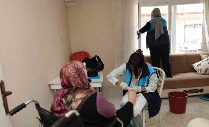 Akdeniz Belediyesi hizmetleriyle gönüllere dokunuyor