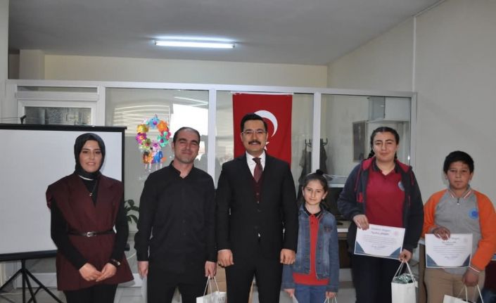 Akyaka’da Kütüphaneler Haftası etkinliği