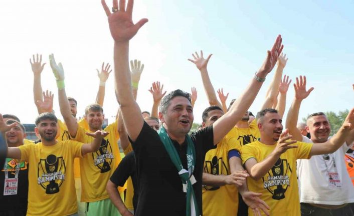 Aliağaspor FK, namağlup şampiyon olarak 2. Lig’e yükseldi