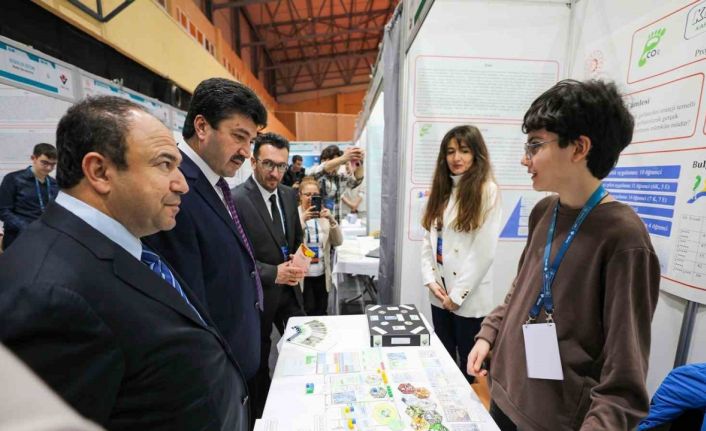 Araştırma projelerini SUBÜ’de sergilediler