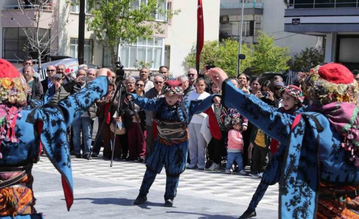 Atatürk’ün Aliağa’ya gelişinin 91’inci yılı kutlandı