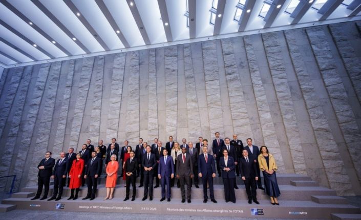 Bakan Fidan, NATO Dışişleri Bakanları aile fotoğrafında yer aldı
