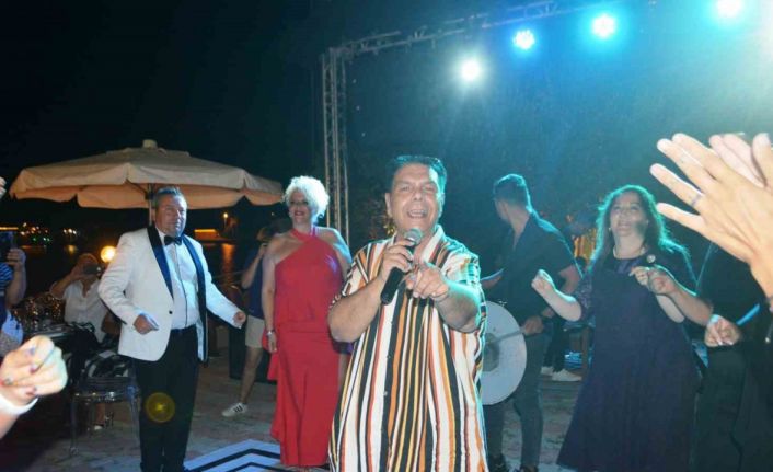Balık Ayhan yoğun bakım servisine kaldırıldı