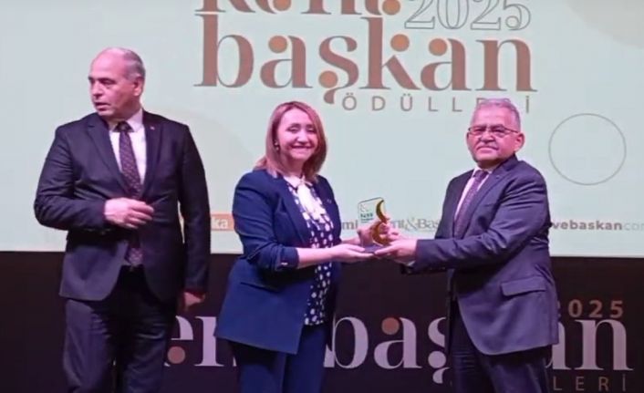 Başkan Tekin’in başarısı ulusal ölçekte taçlandırıldı