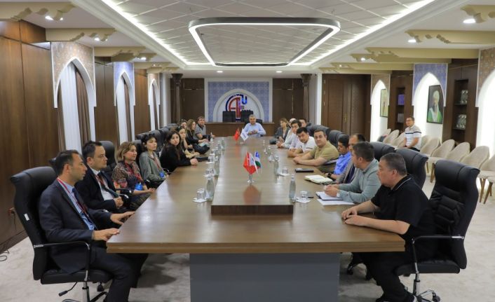 BAÜN’lü öğrenciler Özbekistan’da