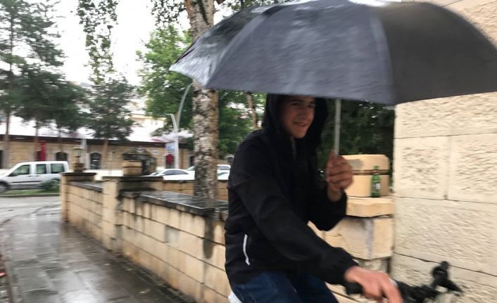 Bayburt’ta hafta sonuna kadar sağanak yağışın devam etmesi bekleniyor