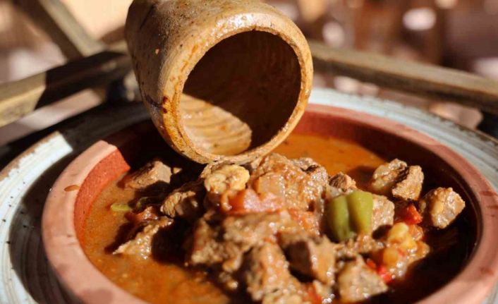 Bin yıllık değişmeyen lezzet ’testi kebabı’