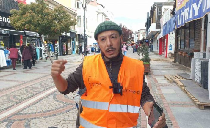 Bisikletle kutsal topraklara pedal çeviriyor