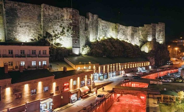 Bitlis’in tarihi dokusu yeniden canlanıyor
