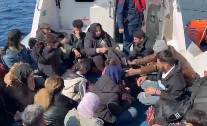 Bodrum’da 8’i çocuk 23 düzensiz göçmen yakalandı