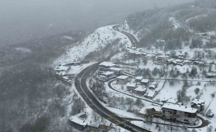 Bolu Dağı beyaz örtüyle kaplandı