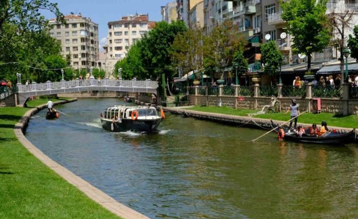 Bot ve gondol seferlerine ara verileceği duyuruldu
