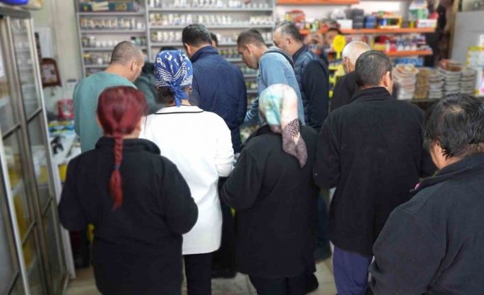 "Boykot" çağrısına alışverişle cevap verdiler