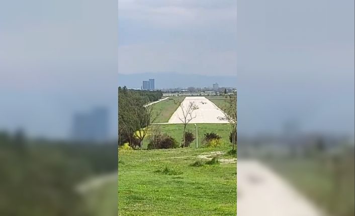 Bursa’da iniş takımı kırılan eğitim uçağındaki 2 kişi ölümden döndü