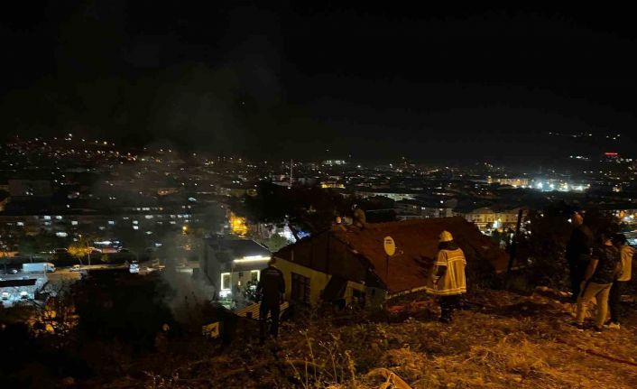 Bursada korkutan odunluk yangını