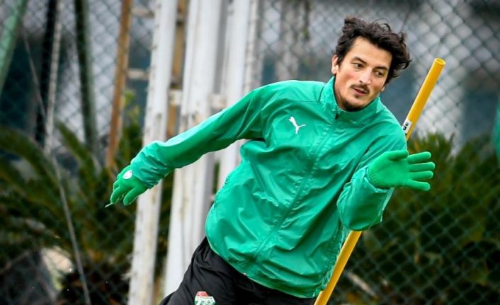 Bursaspor hazırlıkları tamamlayıp Balıkesir’e hareket etti