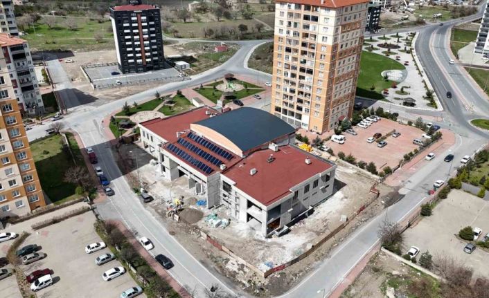 Büyükşehir’den Altınoluk’a bir sosyal yaşam merkezi daha kazandırıyor