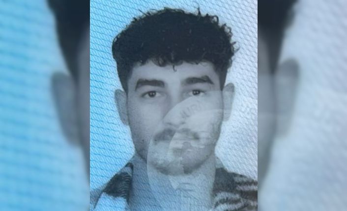 Çanakkale’de motosiklet bariyere çarptı, sürücü hayatını kaybetti