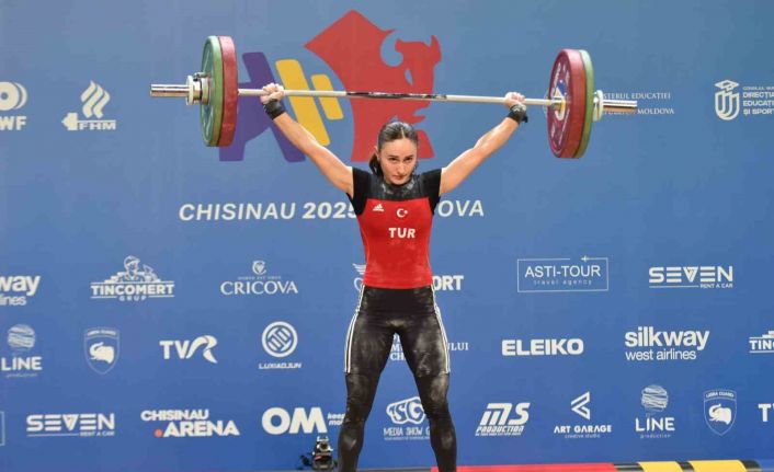 Cansel Özkan’dan bronz madalya