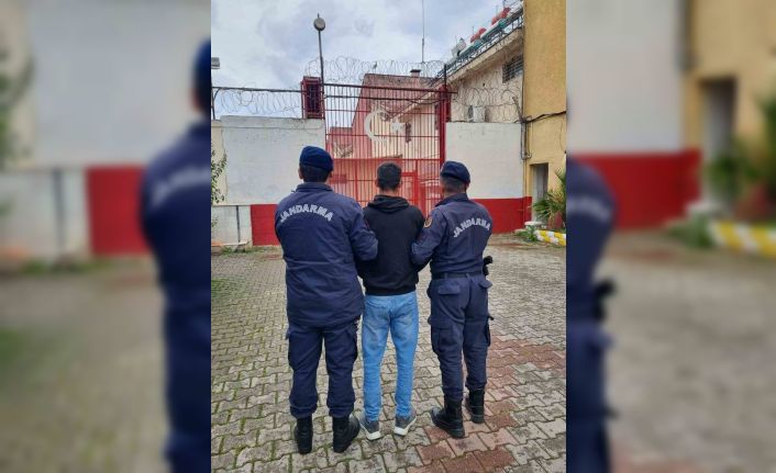Çeşitli suçlardan aranan şahıslar jandarmadan kaçamadı