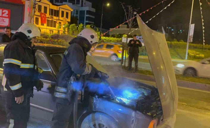 Çorlu’da araç yangını