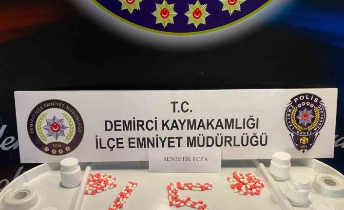 Demirci emniyetinden uyuşturucu operasyonu