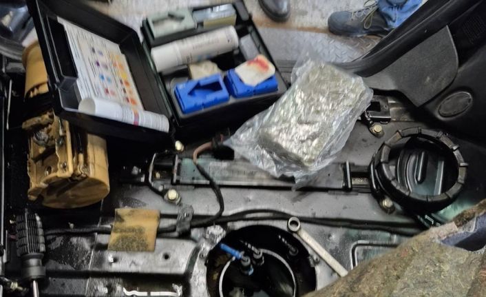 Depo dolusu esrarla Türkiyeye gelmek istedi