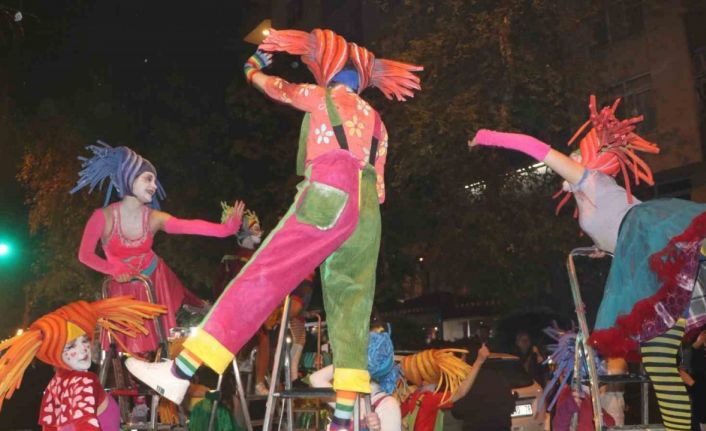 "Devlet Tiyatroları-Sabancı 24. Uluslararası Adana Tiyatro Festivali" başladı