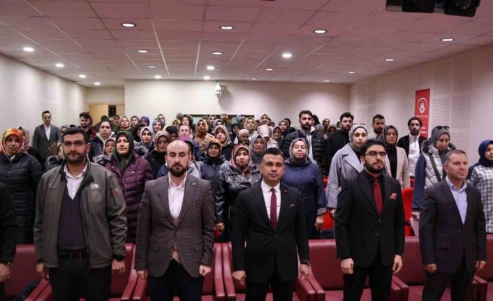 Dijital çağda aile söyleşisi: "Bilinçlen, güçlen, aktar"