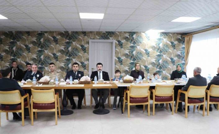 Diyadin’de polisler için yemek programı