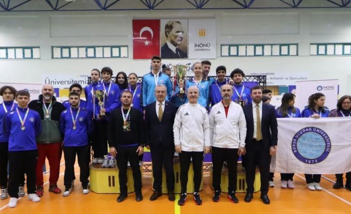 EBYÜ badminton takımı Türkiye şampiyonu