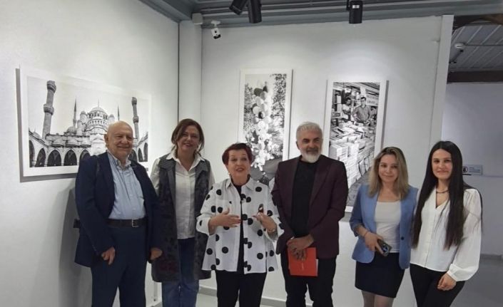 ’Enine Boyuna Bakış’ sergisi Nilüfer Fotoğraf Müzesi’nde