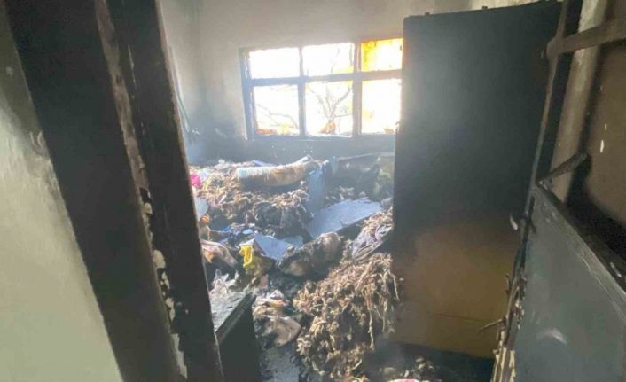 Erzincan’da müstakil evde yangın çıktı