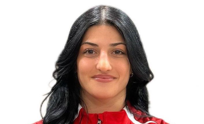 Erzincanlı milli güreşçi Kamaloğlu gümüş madalya kazandı