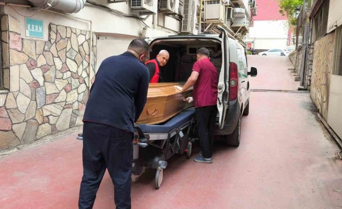 Eski eşini boğazını keserek öldüren zanlısı tutuklandı