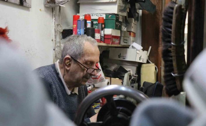 Fabrikasyona 3,5 metrekarelik dükkanda direniyor: "Son kale benim"