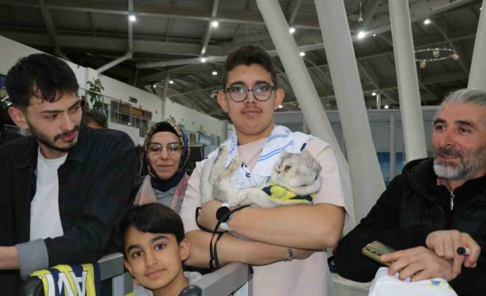 Fenerbahçe’ye Sivas’ta coşkulu karşılama