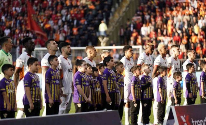 Galatasaray’da 3 değişiklik