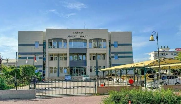 Gazipaşa’da tefecilik operasyonu: 10 gözaltı